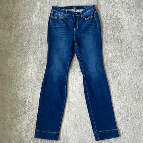 Judy Blue Denim - EC Judy Blue Dark Wash Flare Jeans - Size 11/30